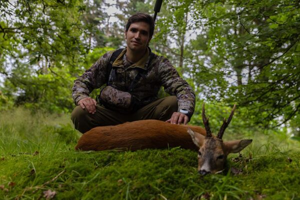 chasser le chevreuil en ecosse to hunt roe deer in scotland